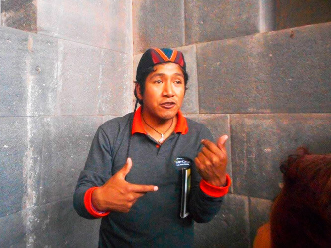 personal selecto y capacitado de recorre el peru